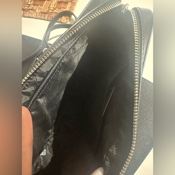 Michael kors crossbody and wallet - Picture 4 of 5